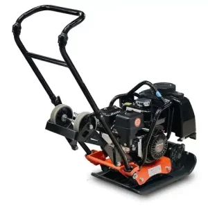 Plaque vibrante V75, 75kg, engin de compactage en location chez Valroc SA dans la Broye