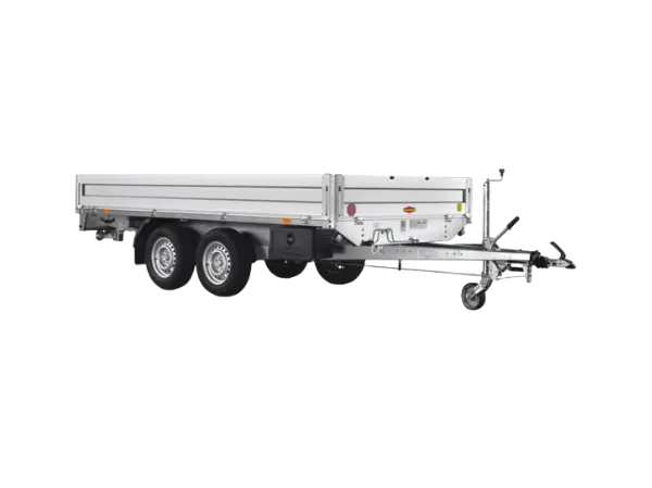 Remorque plateau freinée avec rampes