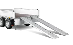 Remorque plateau freinée, pour tous types de transport en location chez Valroc SA dans la Broye