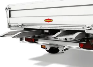 Remorque plateau freinée, pour tous types de transport en location chez Valroc SA dans la Broye